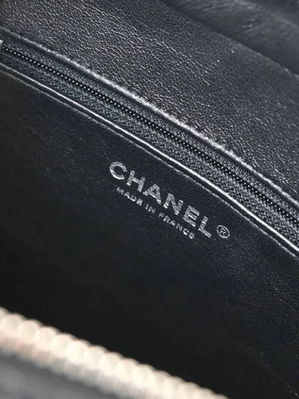 Chanel Black Tweed Acrylic Chain Tote Shoulder Bag